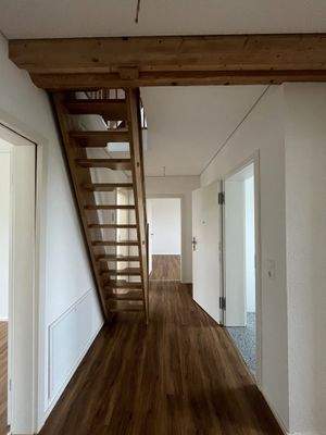 FLur (Treppe zum Spitzboden).jpg