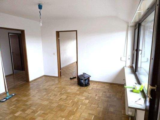 Essen zum Mittelflur und Wohnen