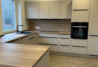 Exklusive Einbauküche