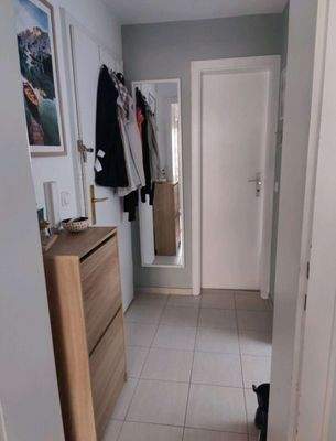 Flur - Ein kleiner Flur sorgt für Ruhe