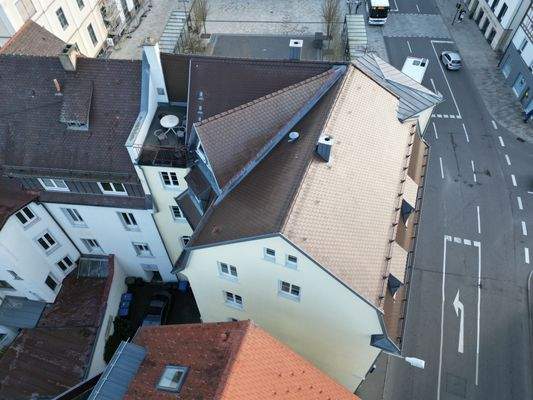 Von oben mit Dachterrasse