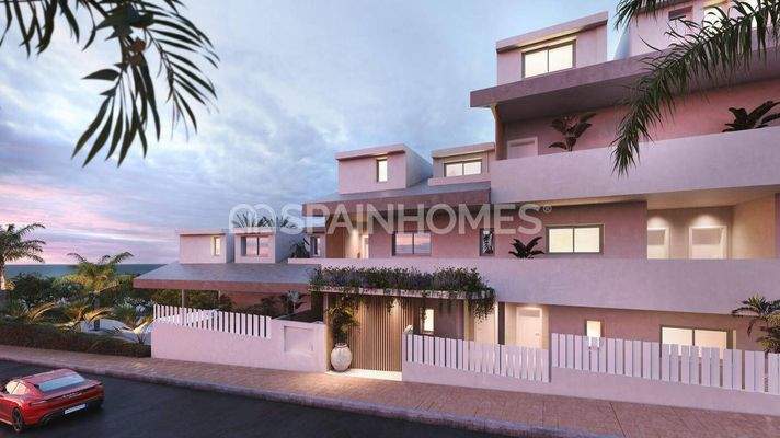 Beachside Sea-View Flats with Pool and Parking in Benalmadena