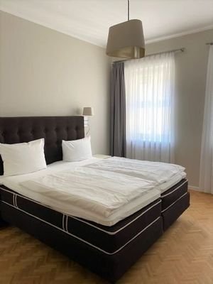 Schlafzimmer (unmöbliert)