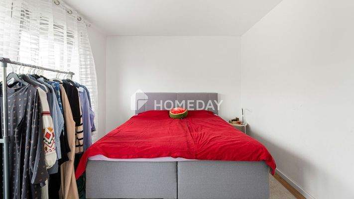 1. OG Elternschlafzimmer 1