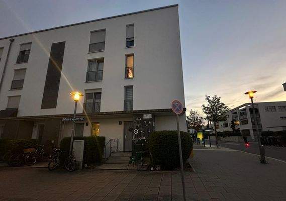 Aussenansicht abends1