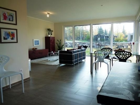 Hochwertiger Bungalow mit Garten zu verkaufen ! Häuser