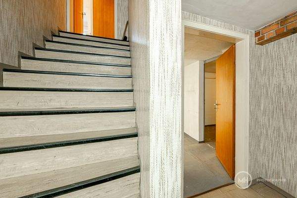 Treppenabgang in das Kellergeschoss