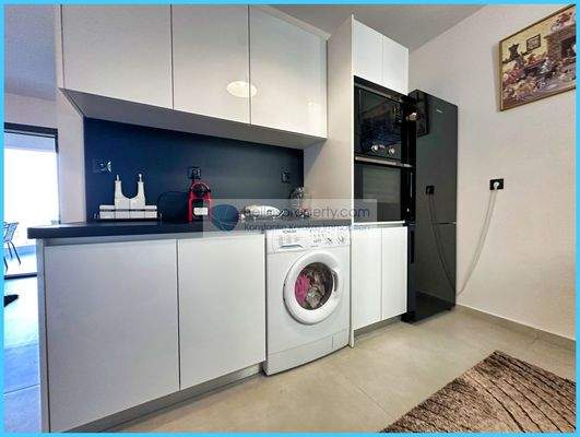 287c15da54e04ab587428a9507996cab-original