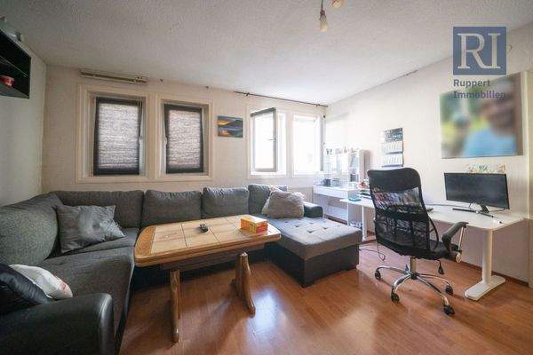 Wohnzimmer, 1. OG links Vorderhaus