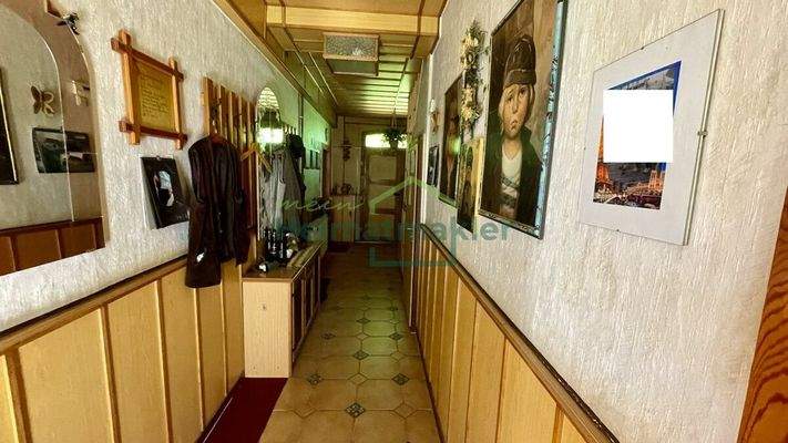 Hauseingang mit Flur