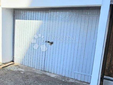 Center Renditeobjekte, Mehrfamilienhäuser, Geschäftshäuser, Kapitalanlage