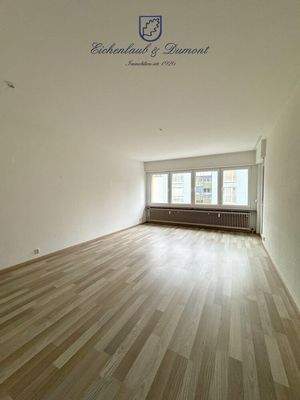 Wohn- & Esszimmer EG rechts