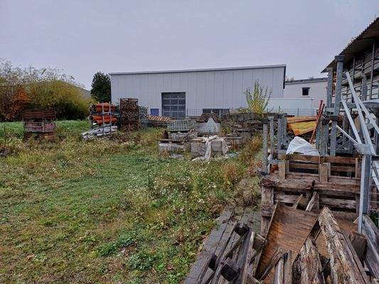 6. Freifläche hinten