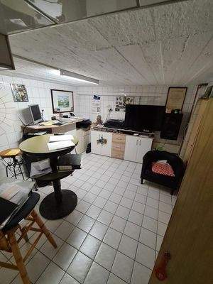 Büro/Kellerraum