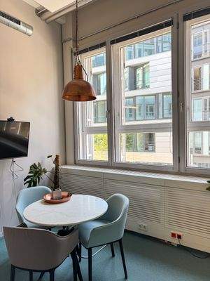 kleiner Besprechungsraum 