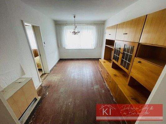 OG Wohnzimmer nebst Küche