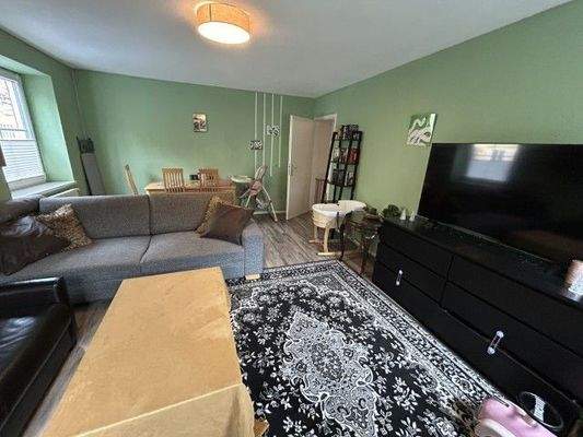 6. Wohn- und Esszimmer