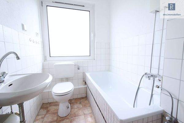 Badezimmer mit Badewanne