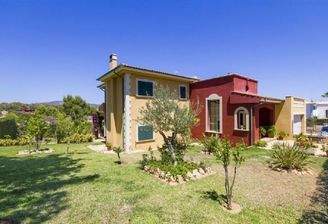 Mediterrane Villa mit Pool und Garten in Cala Viny