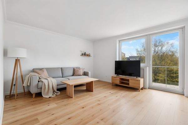 Wohn-und Schlafzimmer 2. OG - Einrichtungsidee nach Renovierung