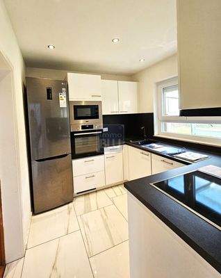 neuwertige Einbauküche