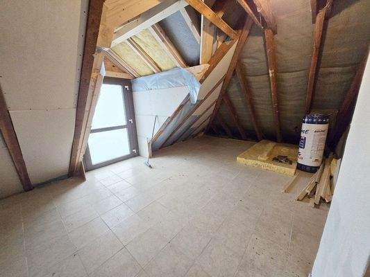 DG  Zugang zur Außentreppe