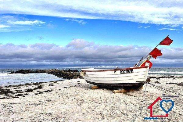 Schönberger Strand Fischerhütten.jpg