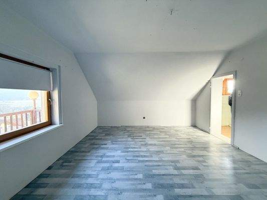 Zimmer 2 im OG Osten