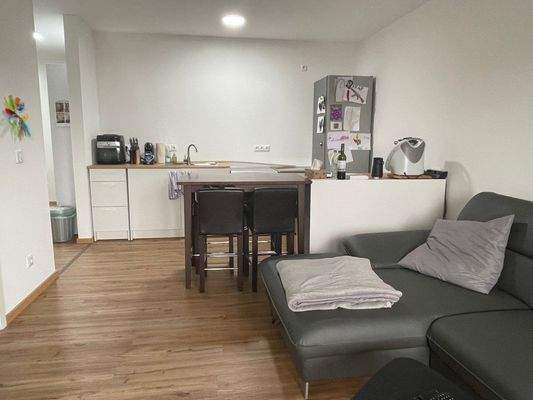 Wohn-, Ess- und Kochbereich