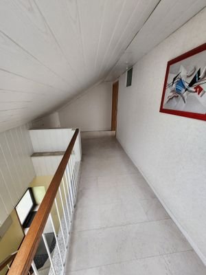Flur DG nach hinten