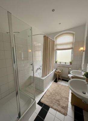 Beispielbild Badezimmer 2