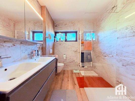 neues Badezimmer, 1.OG, Bild 1