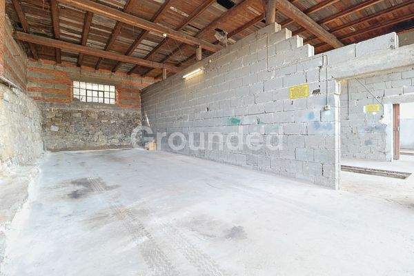 EG Halle links seitlich