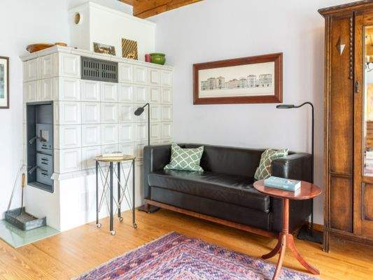 Wohnbereich mit Kachelofen