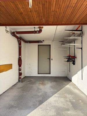 Einzelgarage mit Hauszugang