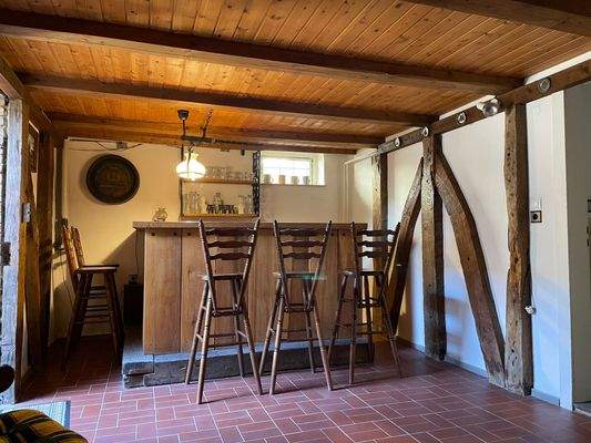 Partykeller mit Gartenzugang