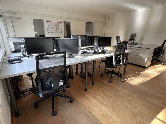 1.OG Büro 1  (hier für 8 MA)*