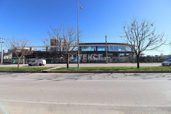 Shop in a Project Close to the Airport in Antalya