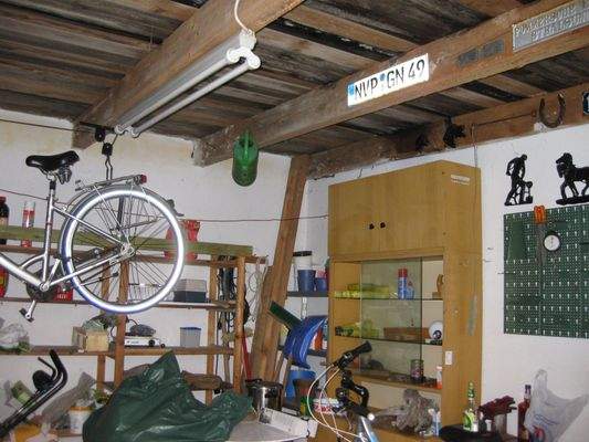 Abstellschuppen innen, Werkstatt 
