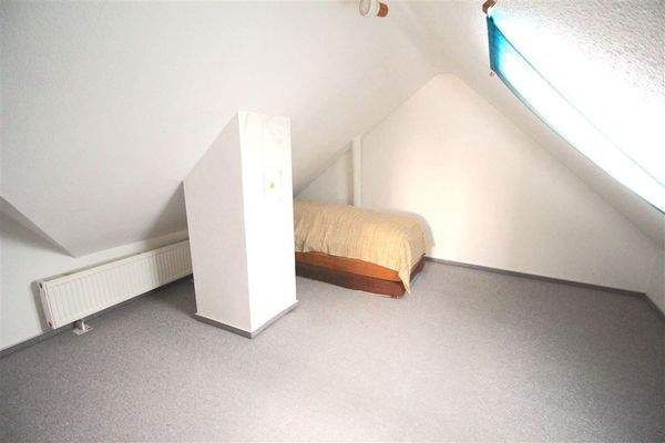 oder Kinderzimmer, DG