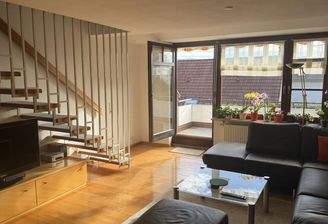 Wohnzimmer zur Terrasse