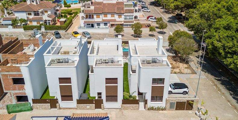Modern Detached Villas Near Beach in Mil Palmeras Spain