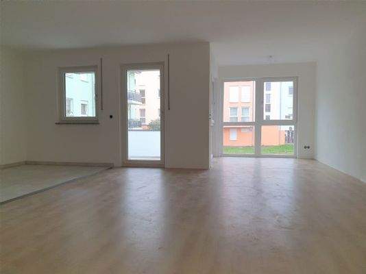 Wohnzimmer mit Wintergarten