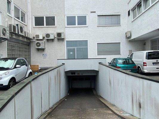 Einfahrt Tiefgarage