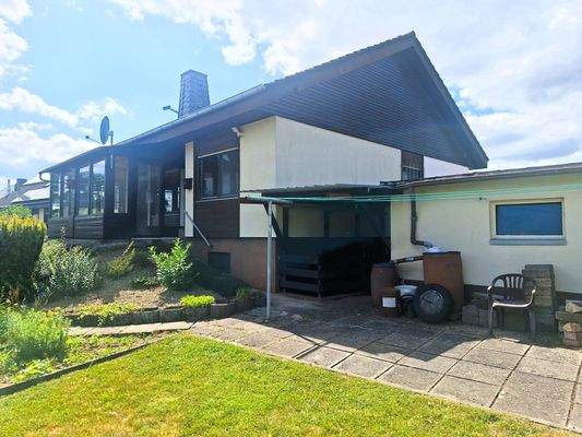 Ansicht_Rückseite_mit_Garage