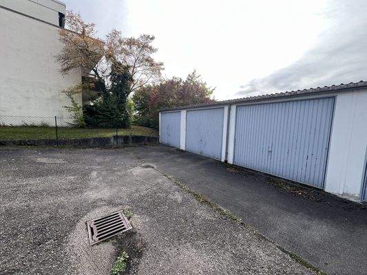 Garage - Außenaufnahme