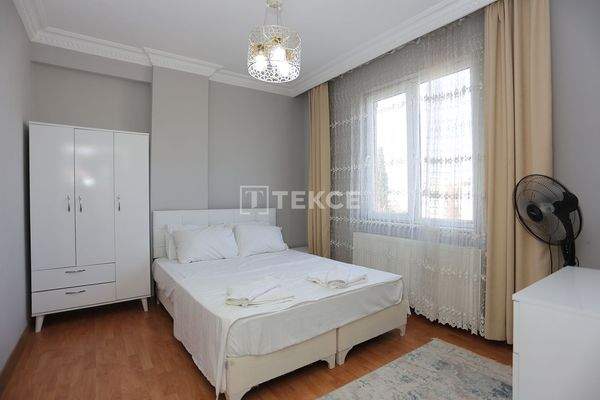 Furnished Apartment in a Complex with Parking Lot in Antalya