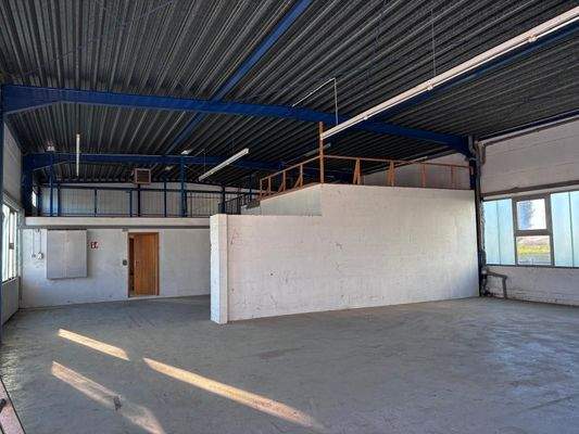 Lagerhalle 