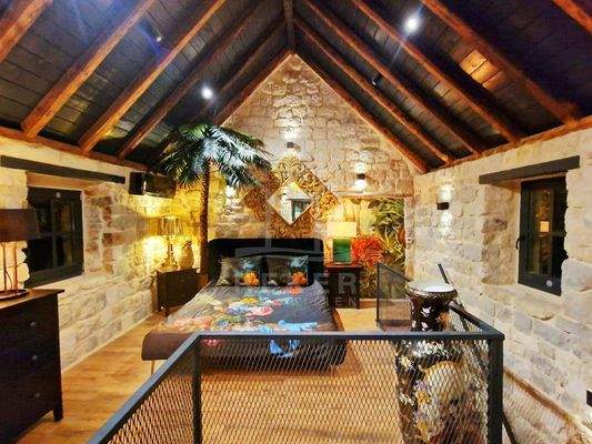 Perfekte Lage im Herzen von Kastela