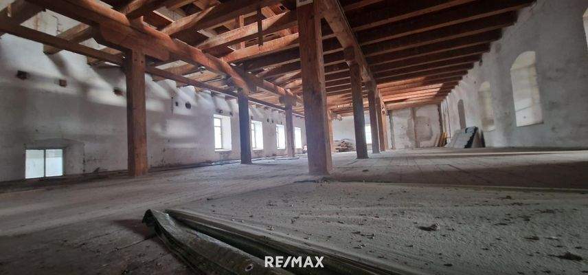 weitere Lagerfläche